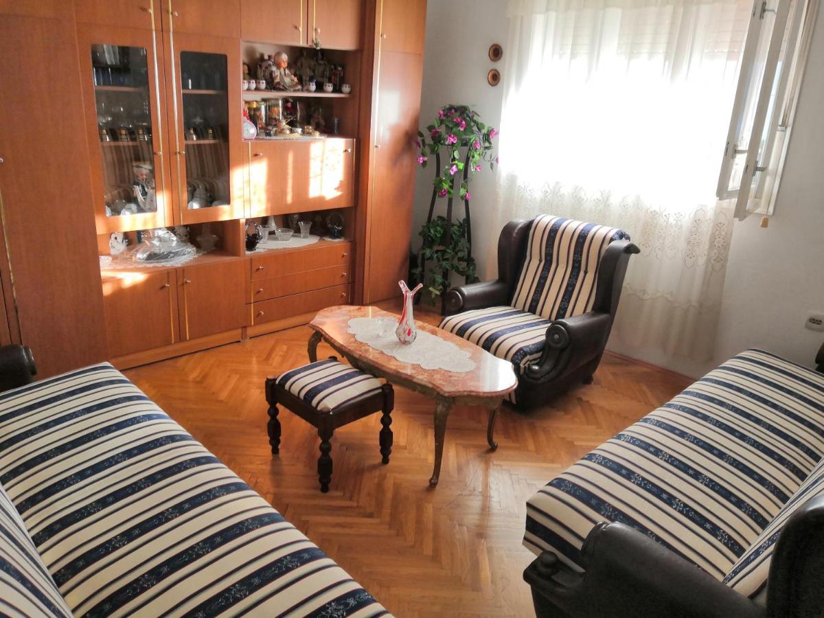 Kuca Mijalkovic Apartment ปิโรต์ ภายนอก รูปภาพ