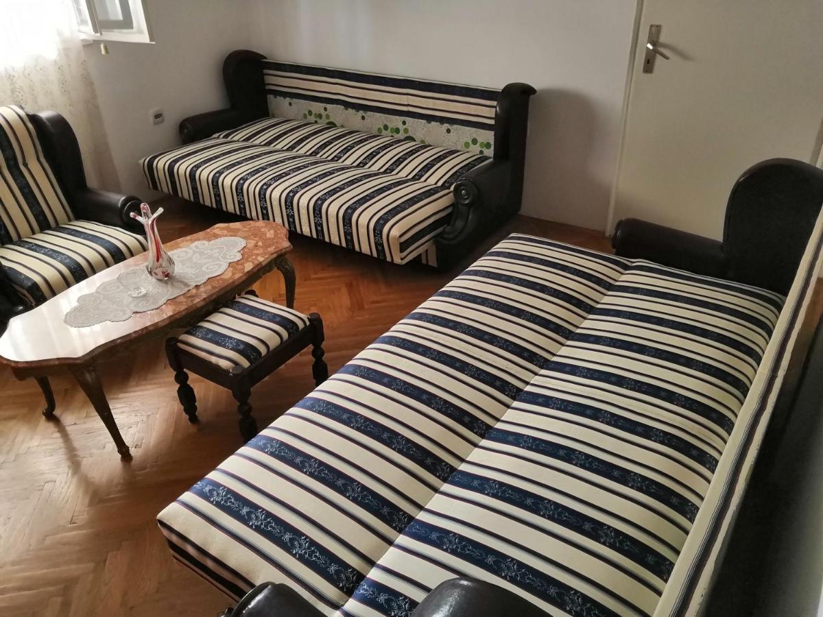 Kuca Mijalkovic Apartment ปิโรต์ ภายนอก รูปภาพ